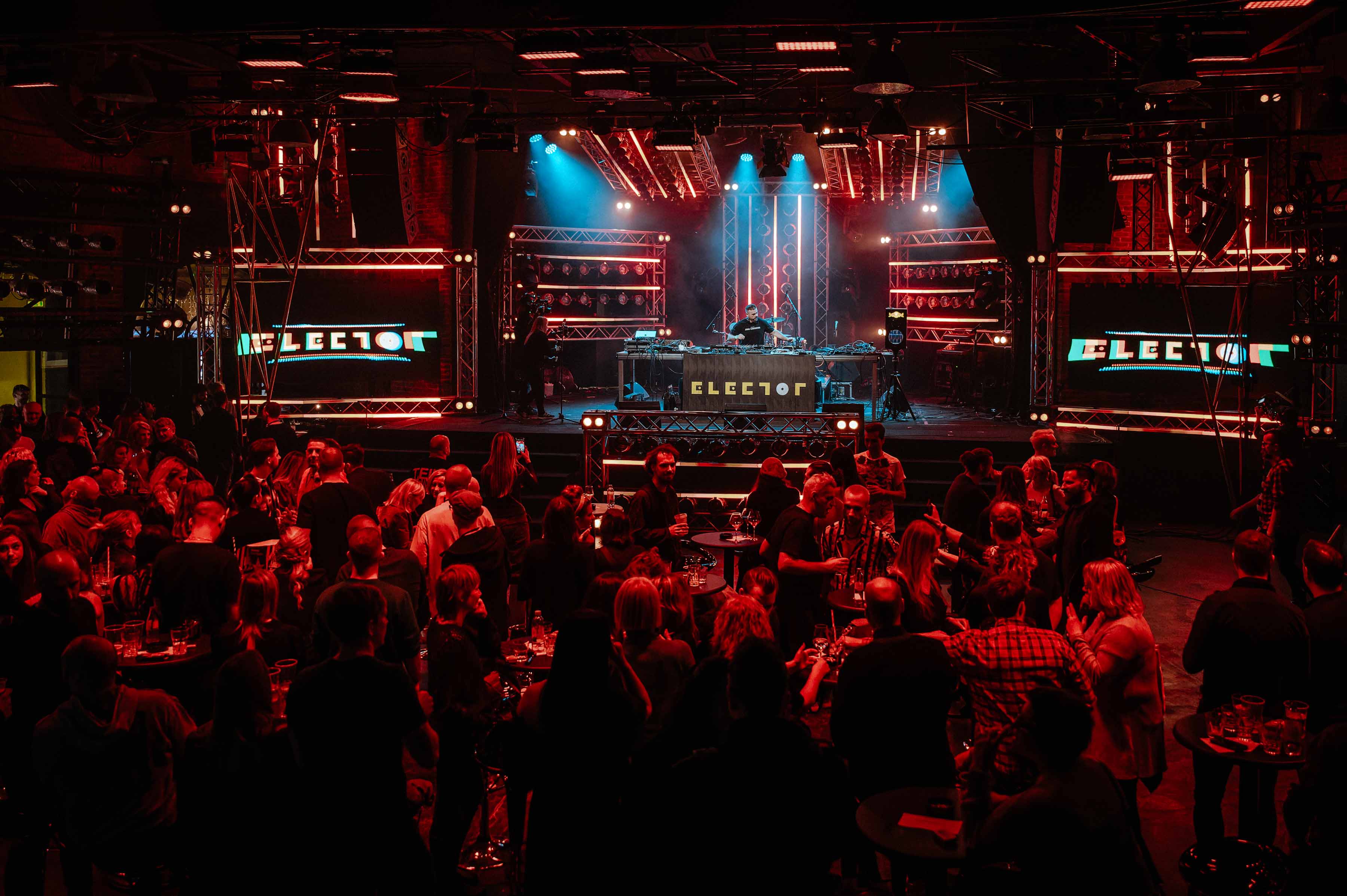 Live DJ show na partyju dodjele nagrada ELECTOR oduševio publiku - veterani Ivna Ji i Petar Dundov dvostruko nagrađeni